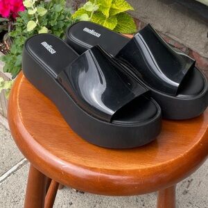 Melissa Black Glossy Platform Slides